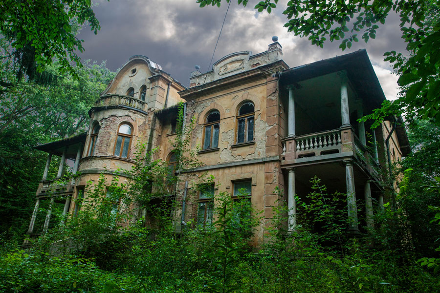 Old abandoned house